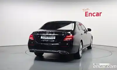 Mercedes-Benz E-Class 2018 2.0 гидро в Москве № 1006167, миниатюра 4