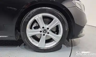 Mercedes-Benz E-Class 2018 2.0 гидро в Москве № 1006167, миниатюра 5