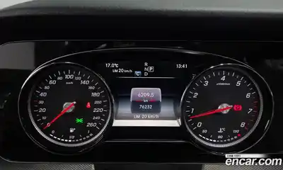 Mercedes-Benz E-Class 2018 2.0 гидро в Москве № 1006167, миниатюра 8