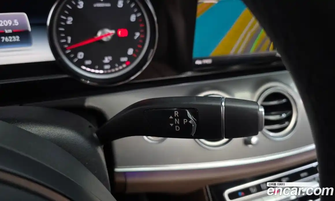 Mercedes-Benz E-Class 2018 2.0 гидро в Москве № 1006167, фото 9