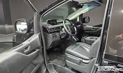 Hyundai Staria 2024 1.6 Автомат в Москве № 1007617, миниатюра 11