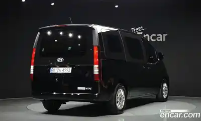 Hyundai Staria 2024 1.6 Автомат в Москве № 1007617, миниатюра 2