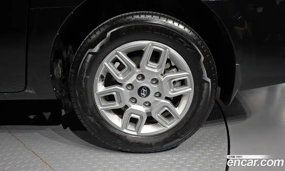 Hyundai Staria 2024 1.6 Автомат в Москве № 1007617, фото 5