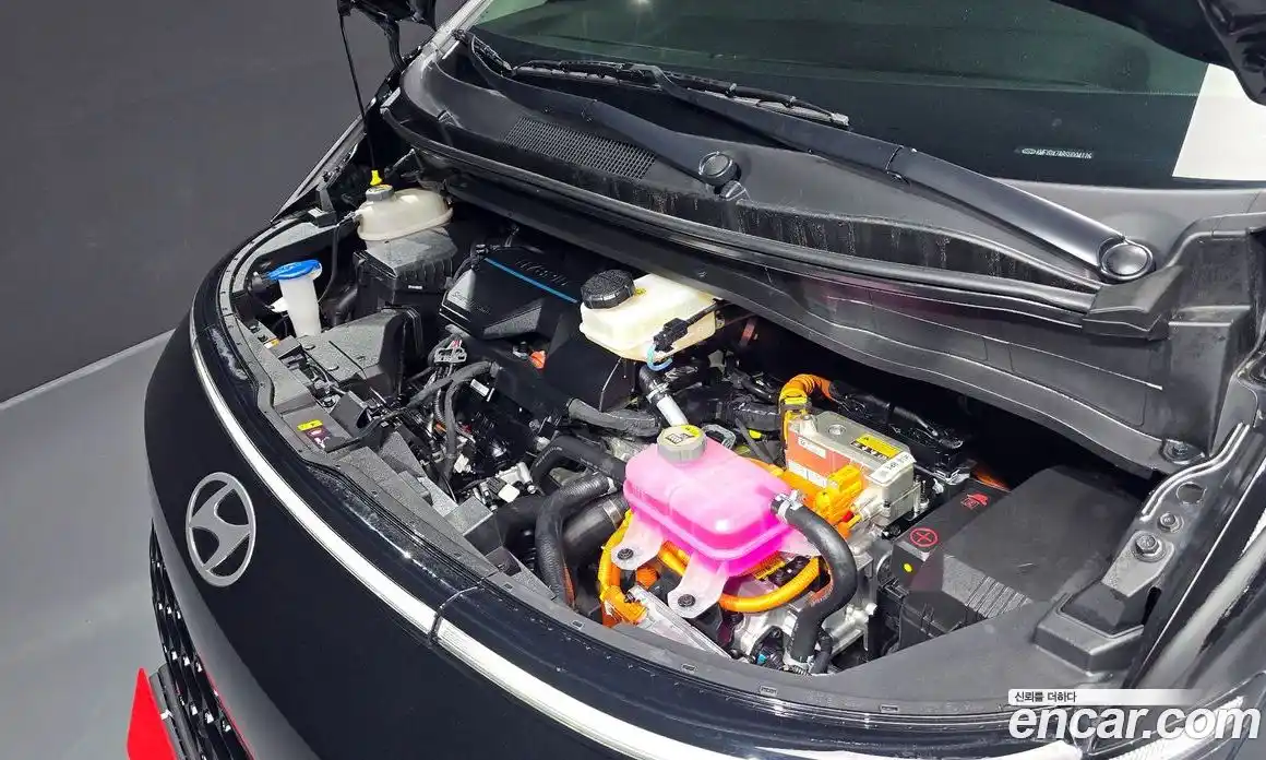 Hyundai Staria 2024 1.6 Автомат в Москве № 1007617, фото 6