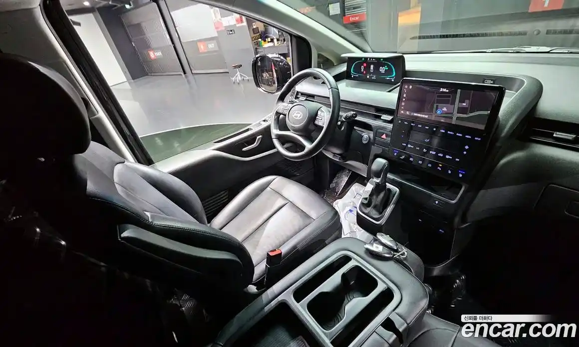 Hyundai Staria 2024 1.6 Автомат в Москве № 1007617, фото 7