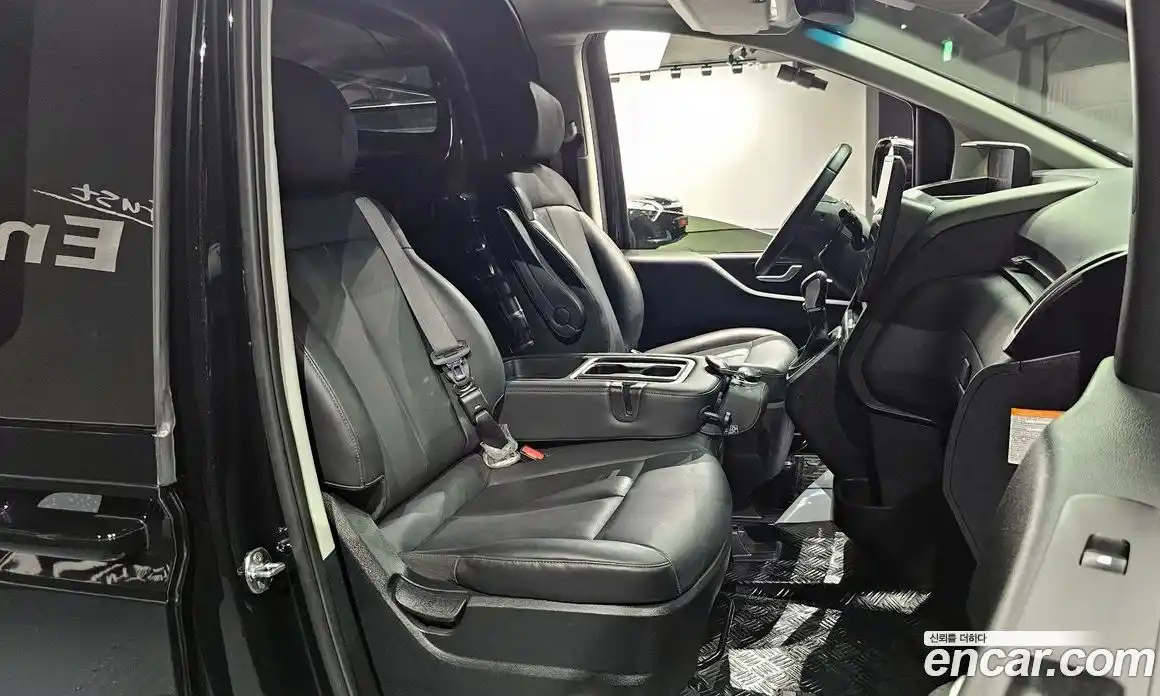 Hyundai Staria 2024 1.6 Автомат в Москве № 1007617, фото 10