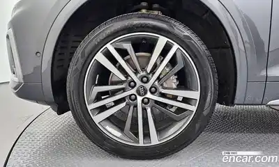 Audi Q5 2022 2.0 Автомат в Москве № 1007830, миниатюра 5