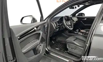 Audi Q5 2022 2.0 Автомат в Москве № 1007830, миниатюра 10