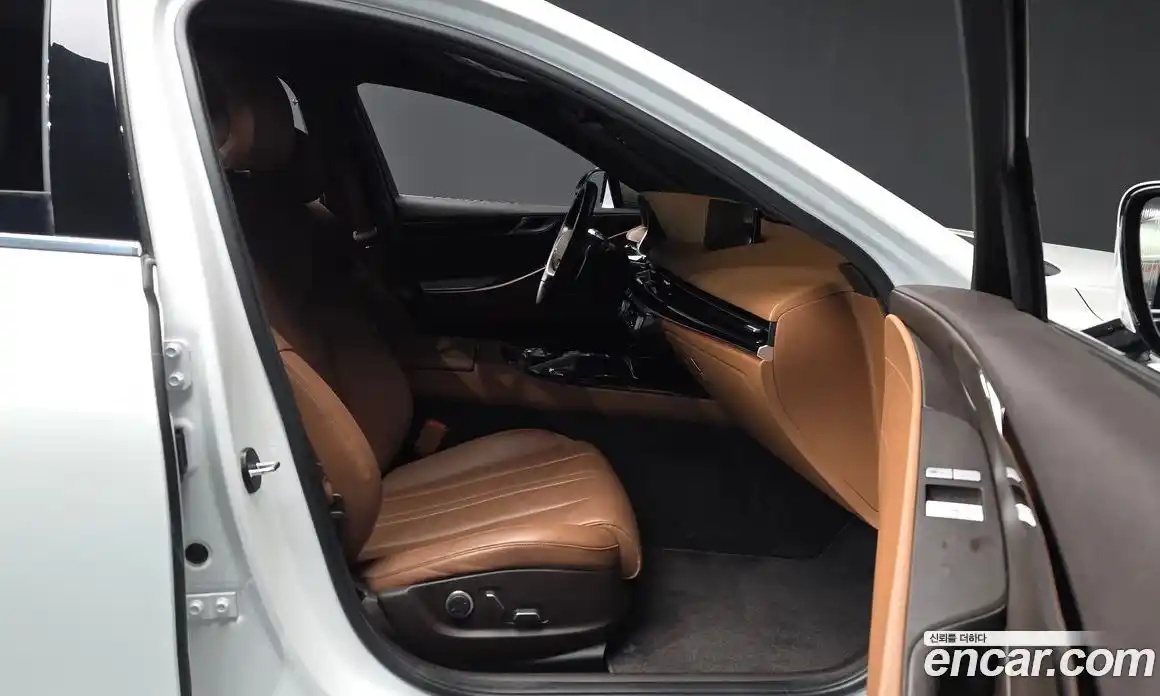 Genesis G80 2021 2.5 Автомат в Москве № 1010199, фото 11