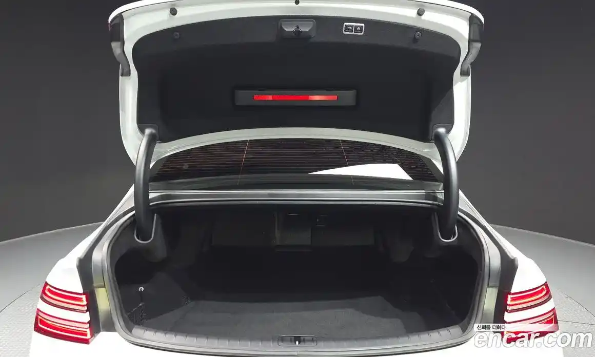 Genesis G80 2021 2.5 Автомат в Москве № 1010199, фото 20