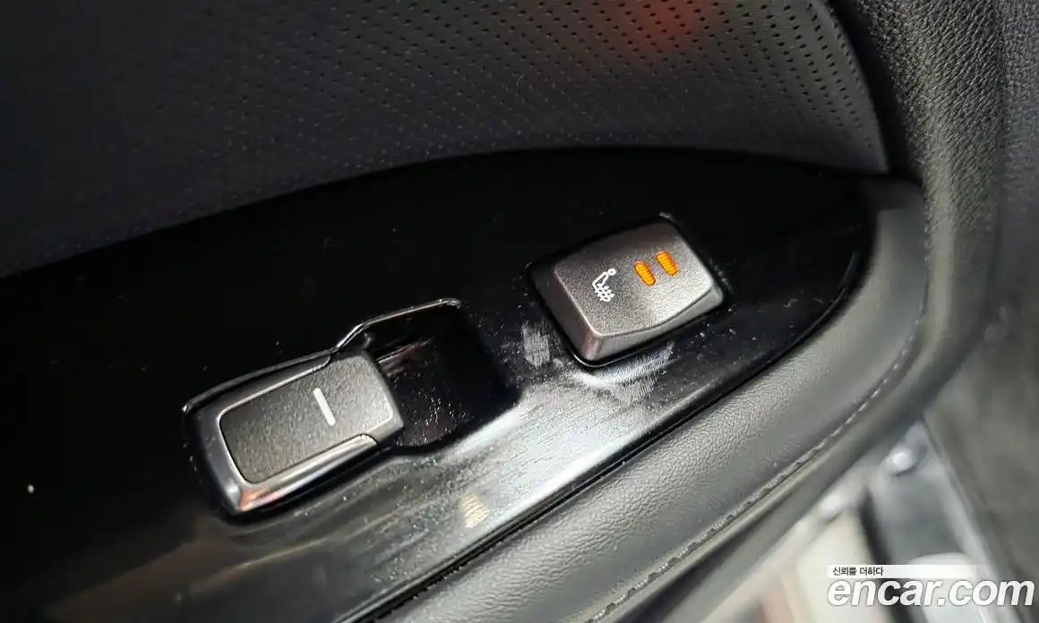 SsangYong Rexton 2017 2.2 Автомат в Москве № 1010920, фото 19