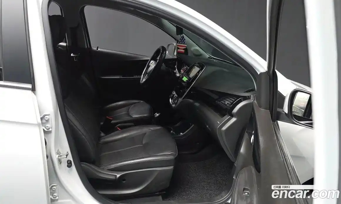 Chevrolet Spark 2018 1.0 Автомат в Москве № 1011906, фото 11