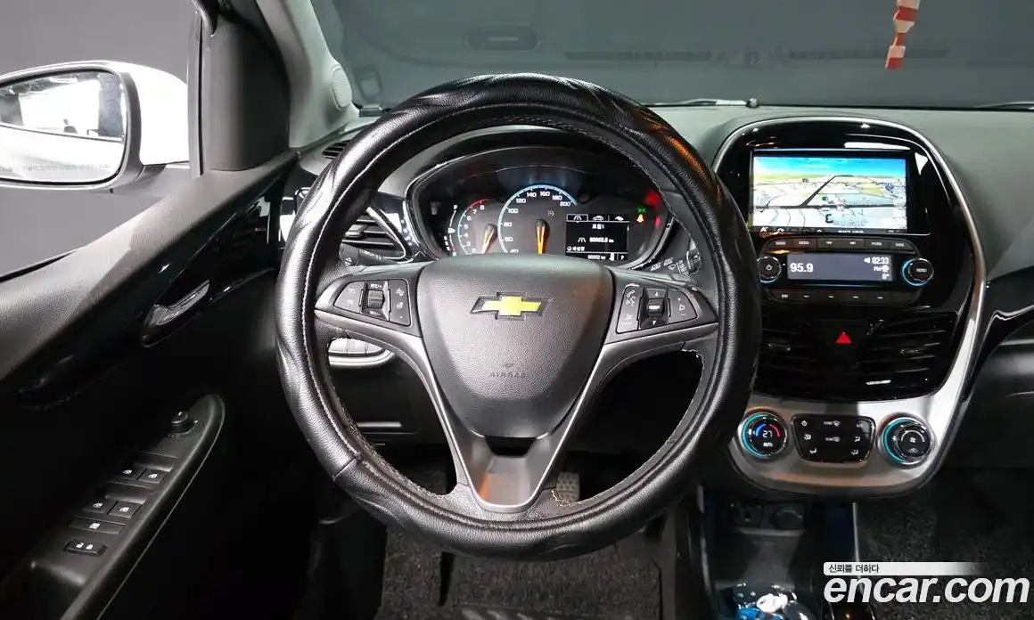 Chevrolet Spark 2018 1.0 Автомат в Москве № 1011906, фото 13