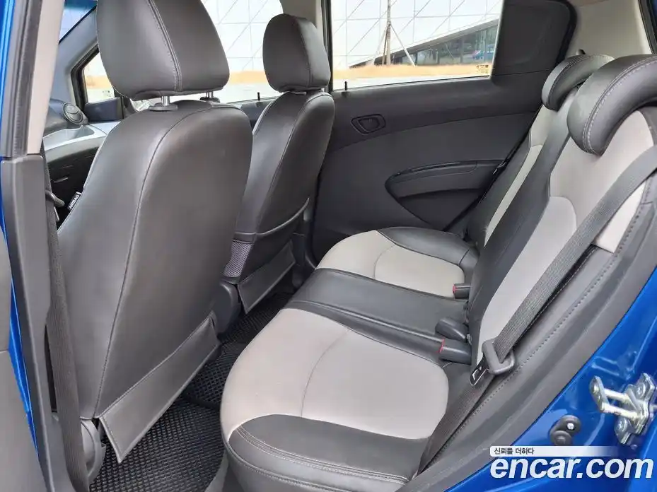 Chevrolet Spark 2012 1.0 Автомат в Москве № 1012612, фото 9