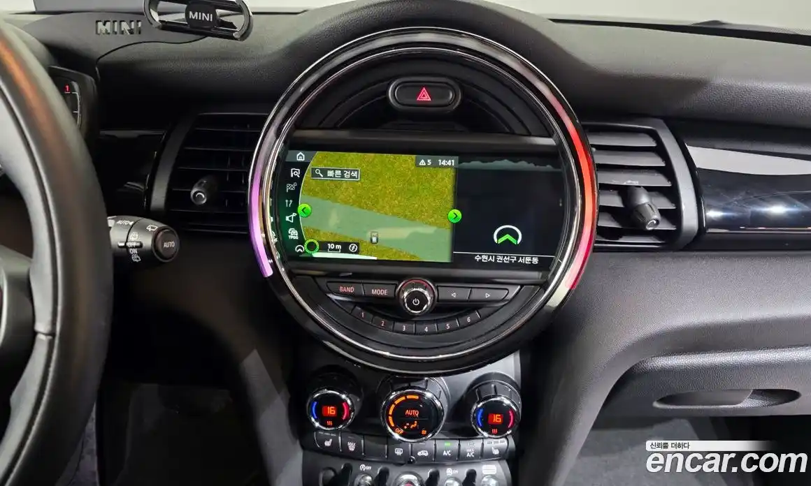 Mini Cooper 2018 1.5 гидро в Москве № 1013867, фото 14