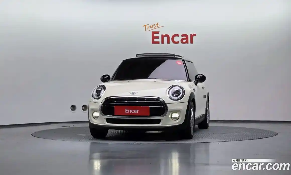 Mini Cooper 2018 1.5 гидро в Москве № 1013867, фото 3