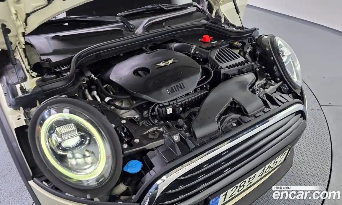 Mini Cooper 2018 1.5 гидро в Москве № 1013867, фото 6
