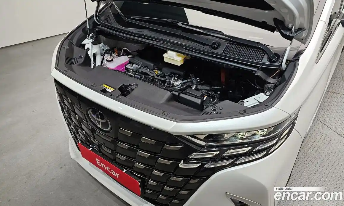 Toyota Alphard 2025 2.5 гидро в Москве № 1015158, фото 6