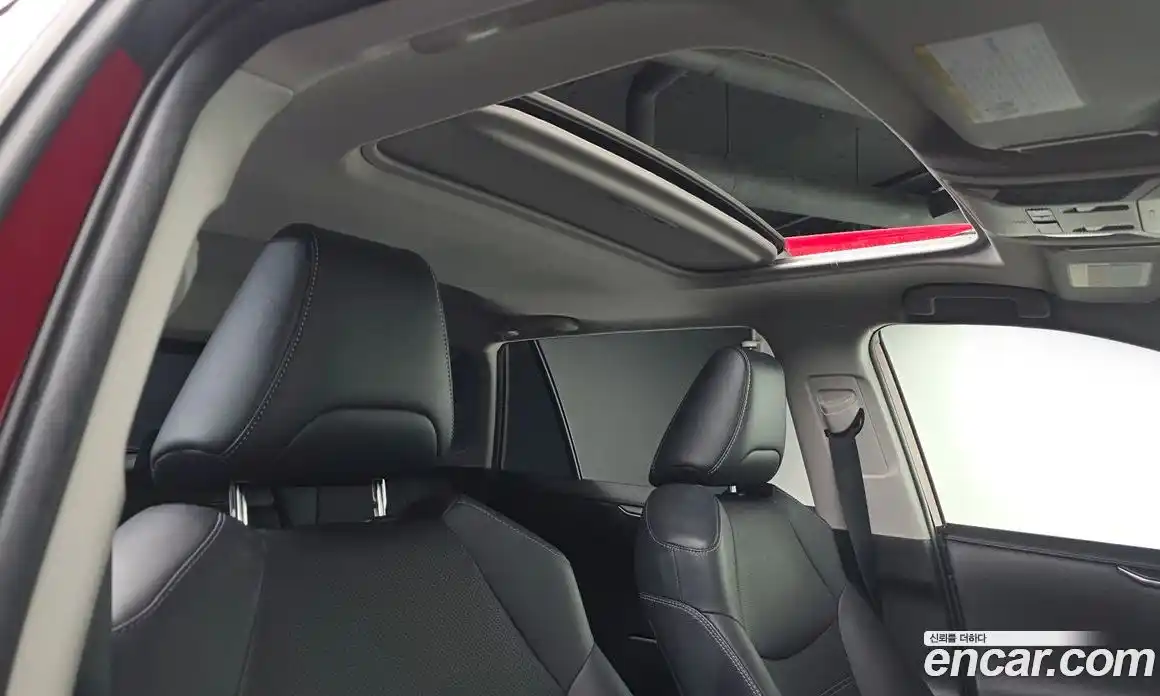 Toyota RAV4 2019 2.5 гидро в Москве № 1015184, фото 19