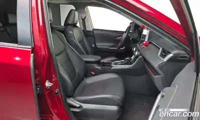 Toyota RAV4 2019 2.5 гидро в Москве № 1015184, миниатюра 10