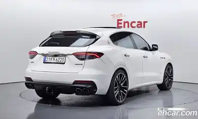 Maserati Levante 2019 3.0 гидро в Москве № 1015674, миниатюра 2