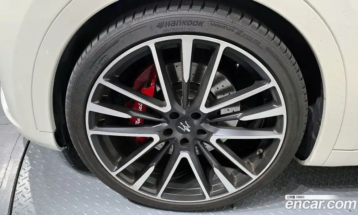 Maserati Levante 2019 3.0 гидро в Москве № 1015674, фото 5