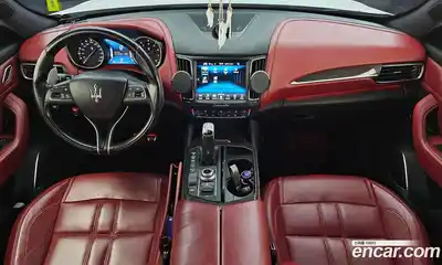 Maserati Levante 2019 3.0 гидро в Москве № 1015674, миниатюра 7