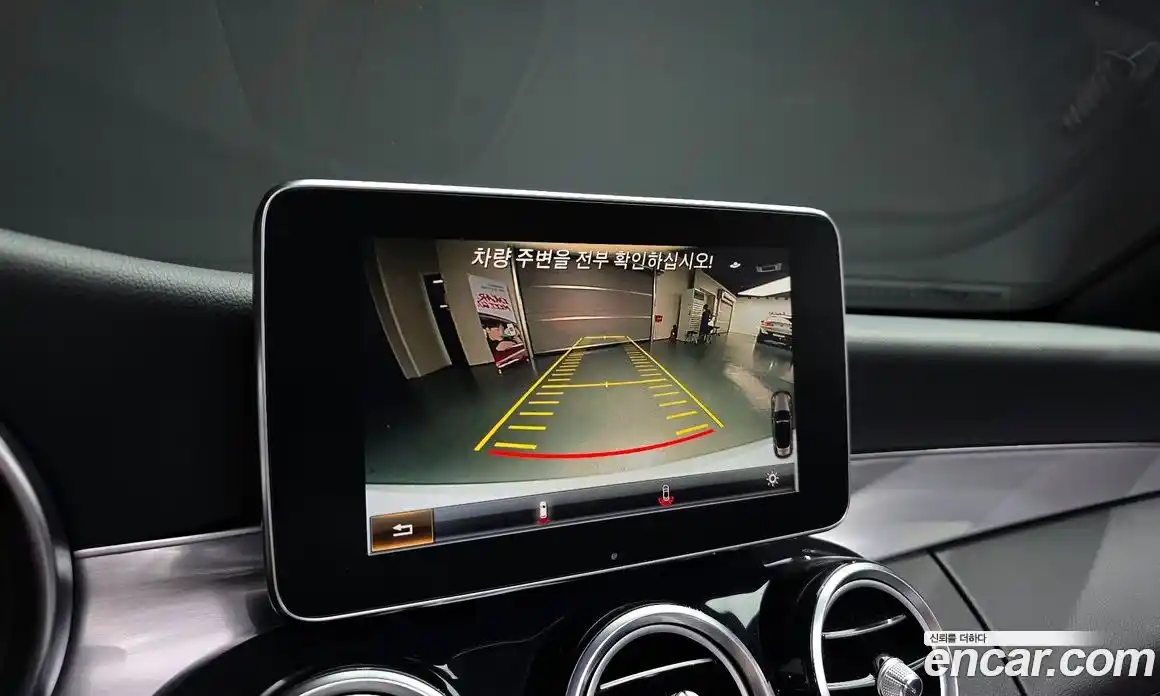 Mercedes-Benz C-Class 2018 2.0 гидро в Москве № 136617, фото 15