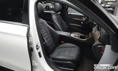 Mercedes-Benz E-Class 2021 2.0 гидро в Москве № 139607, миниатюра 12