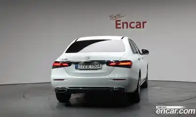 Mercedes-Benz E-Class 2021 2.0 гидро в Москве № 139607, миниатюра 4