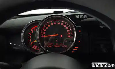 Mini Cooper 2014 1.5 гидро в Москве № 141470, миниатюра 8