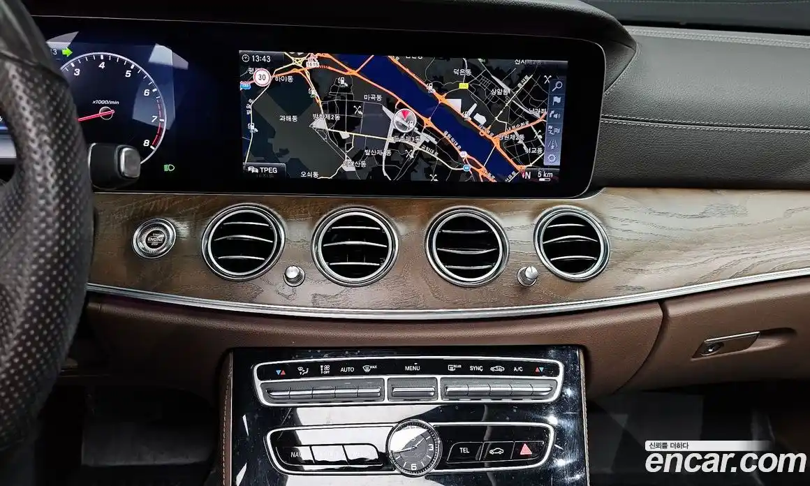 Mercedes-Benz E-Class 2017 2.0 гидро в Москве № 142604, фото 14