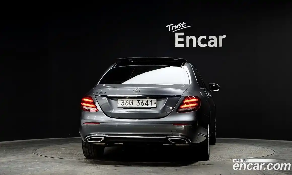 Mercedes-Benz E-Class 2017 2.0 гидро в Москве № 142604, фото 4
