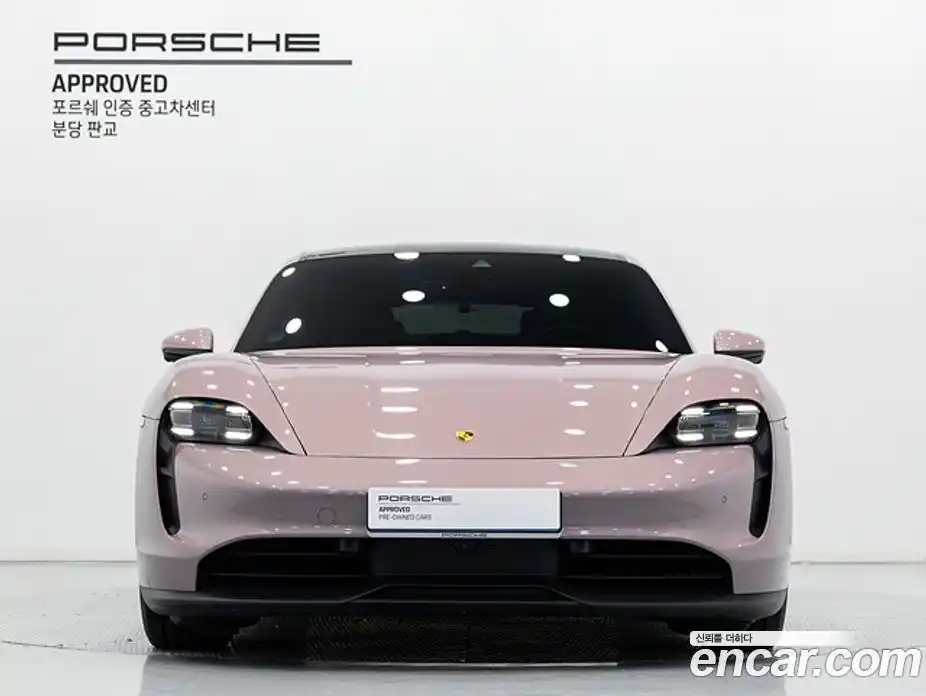 Porsche Taycan 2023 0.1 гидро в Москве № 156843, фото 3