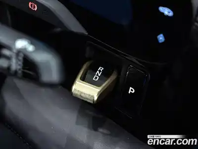 Porsche Taycan 2023 0.1 гидро в Москве № 156843, миниатюра 9