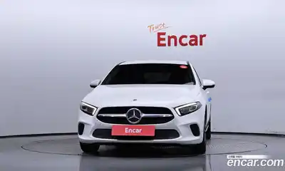 Mercedes-Benz A-Class 2019 2.0 гидро в Москве № 161053, миниатюра 3