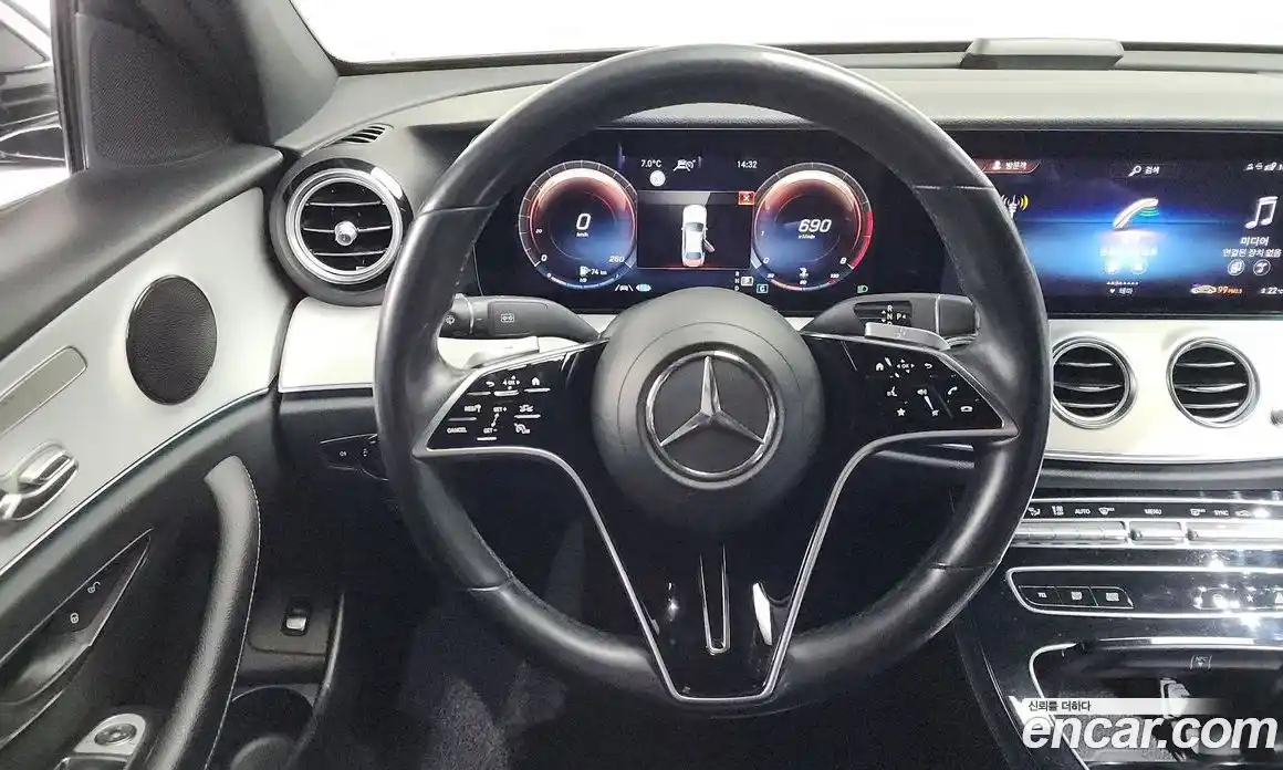 Mercedes-Benz E-Class 2020 2.0 гидро в Москве, фото 13