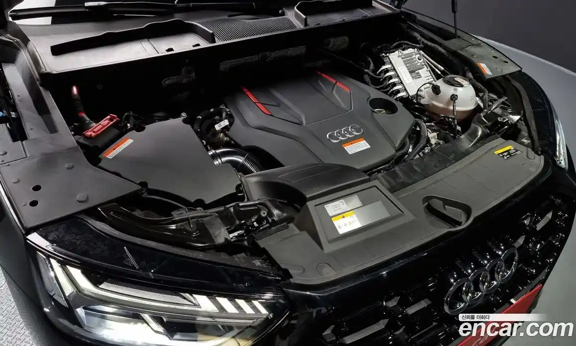 Audi SQ5 2023 3.0 гидро в Москве № 162541, фото 6