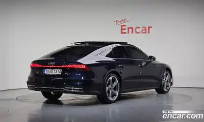 Audi A7, 2022