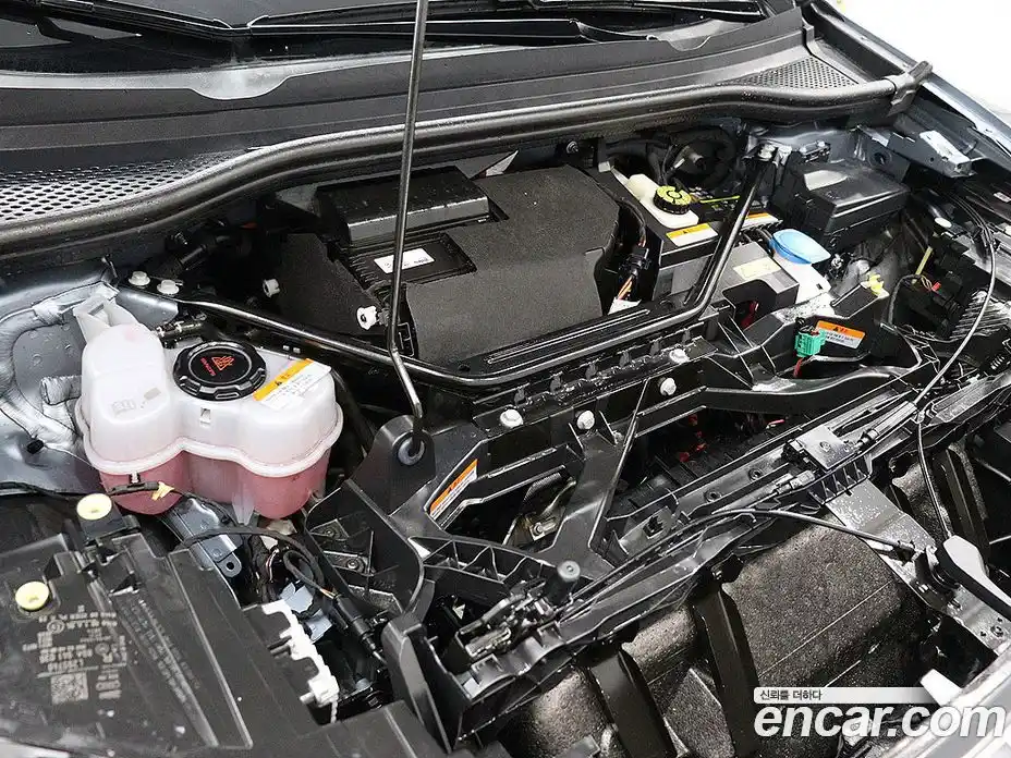 Audi Q4 e-tron 2022 гидро в Москве № 163090, фото 19