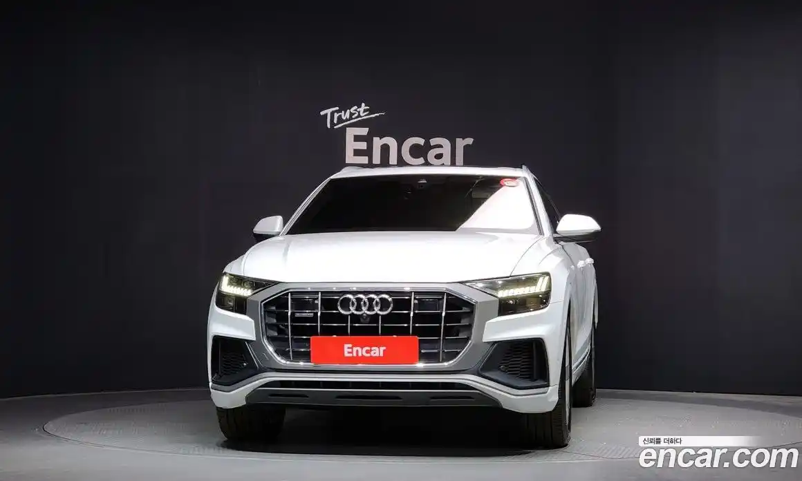 Audi Q8 2020 3.0 гидро в Москве № 163919, фото 3