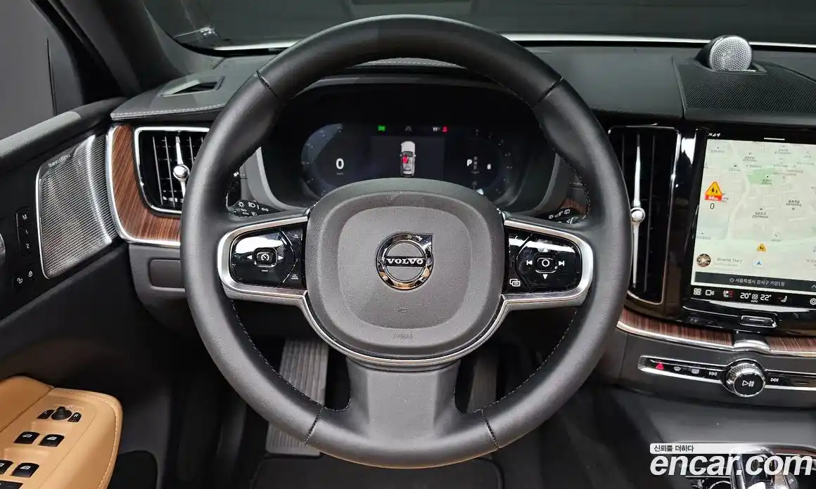 Volvo XC60 2024 2.0 гидро в Москве № 164169, фото 13
