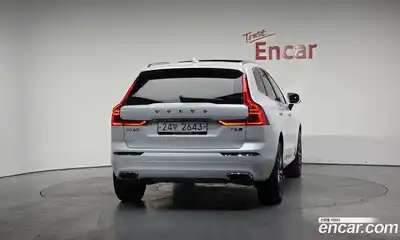 Volvo XC60 2018 2.0 гидро в Москве № 164323, миниатюра 4