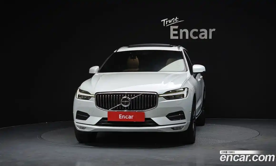 Volvo XC60 2021 2.0 гидро в Москве № 164544, фото 3