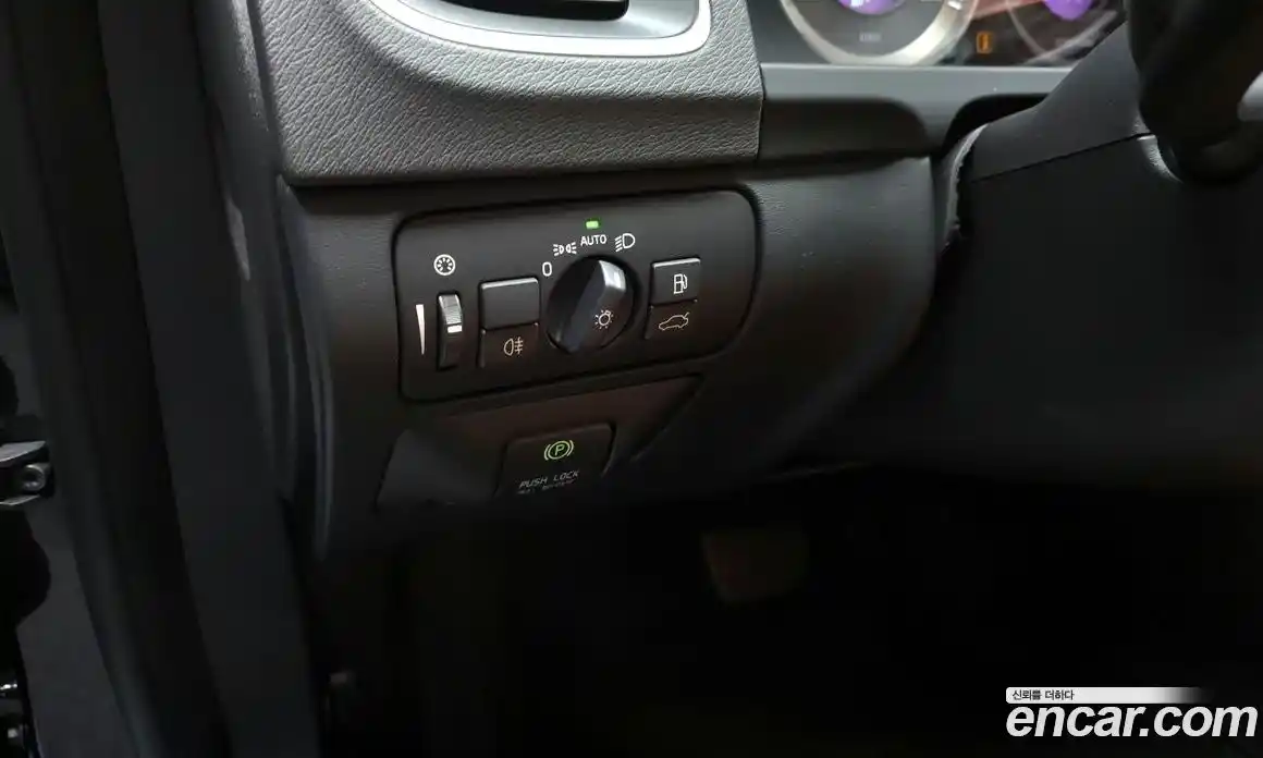 Volvo V60 2013 2.0 гидро в Москве № 164645, фото 15