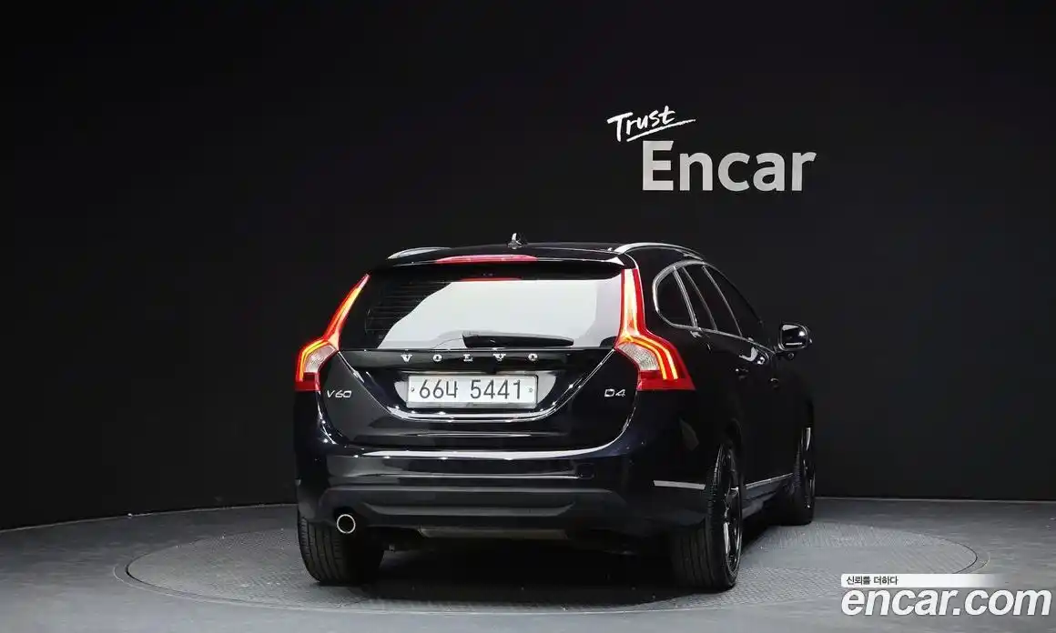 Volvo V60 2013 2.0 гидро в Москве № 164645, фото 4
