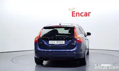 Volvo V60 2015 1.6 гидро в Москве № 164699, миниатюра 4