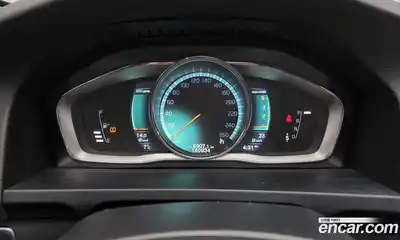 Volvo V60 2015 1.6 гидро в Москве № 164699, миниатюра 8