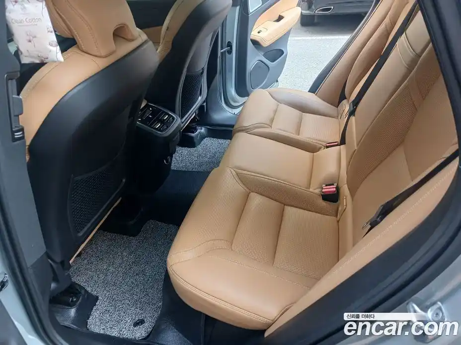 Volvo XC60 2019 2.0 гидро в Москве № 164874, фото 16