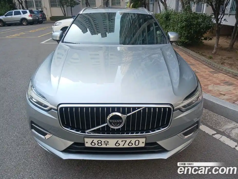 Volvo XC60 2019 2.0 гидро в Москве № 164874, фото 3